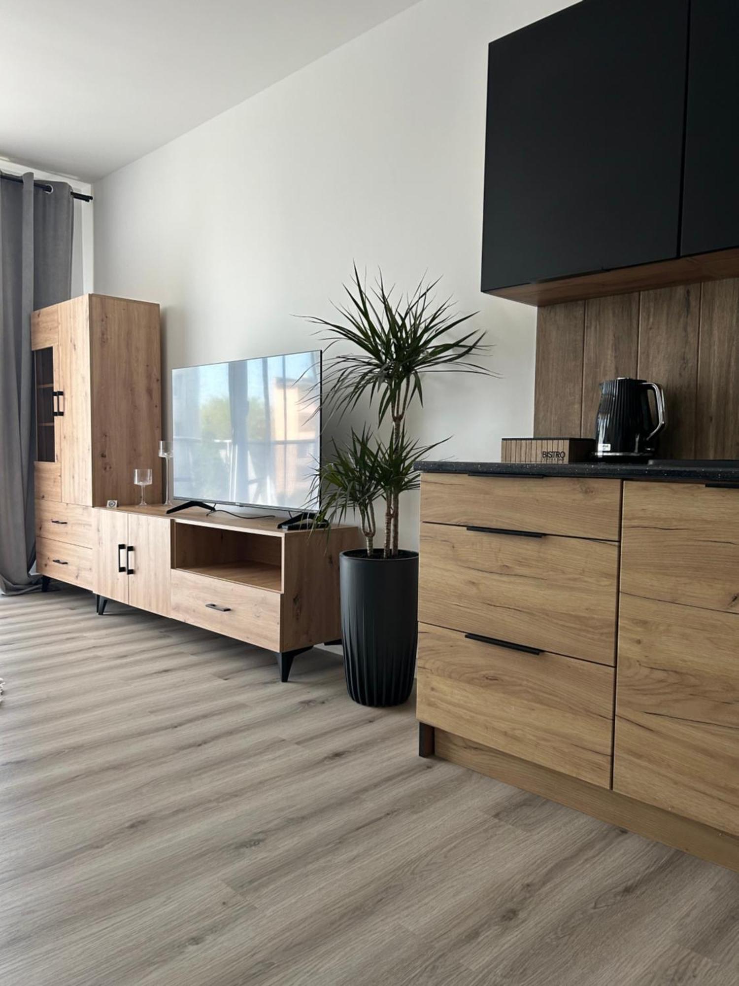 Apartament Akacjowa Apartment โกเลนูฟ ภายนอก รูปภาพ