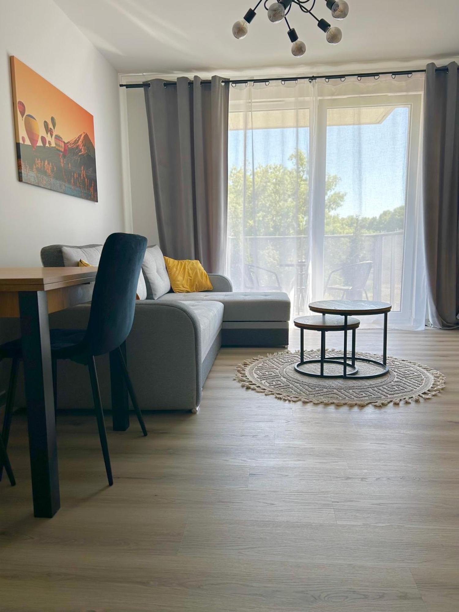 Apartament Akacjowa Apartment โกเลนูฟ ภายนอก รูปภาพ